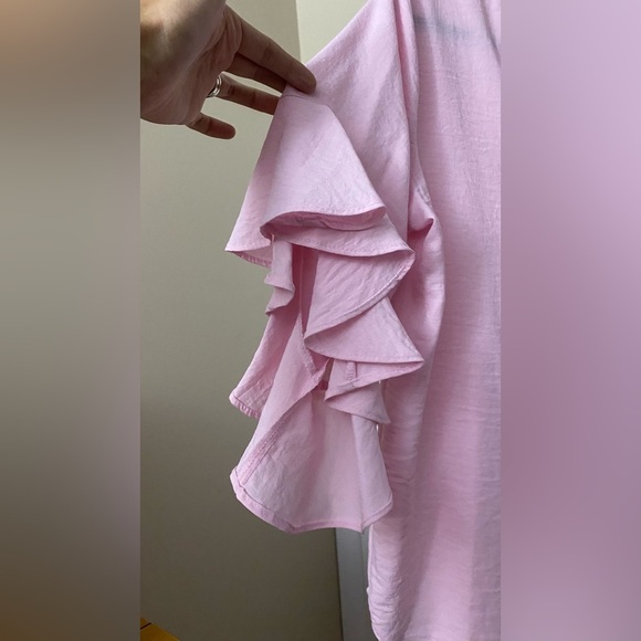 NWT Vince Camuto Ruffled Flutter Sleeve Blouse Pink Size Small - Picture 5 of 9